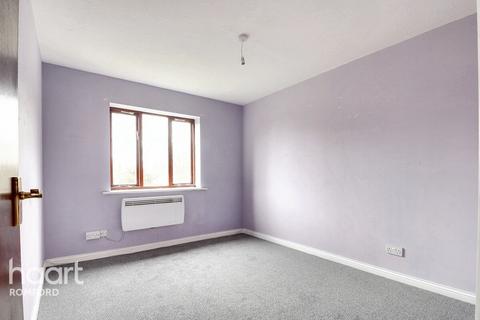 16 Marwell Close, Romford, RM1 2TE