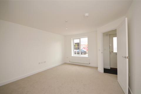 3 bedroom terraced house to rent, Gull Gardens, Melton Mowbray, Leicestershire