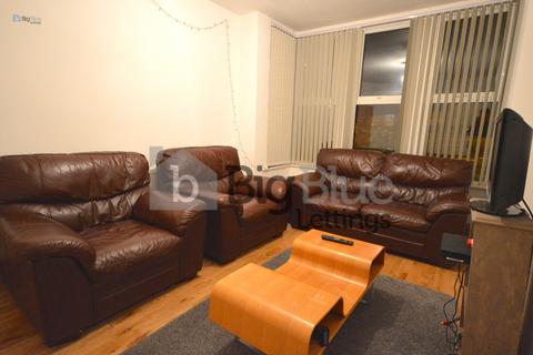 4 bedroom property to rent, 10 Beechwood Crescent, Burley, Leeds LS4