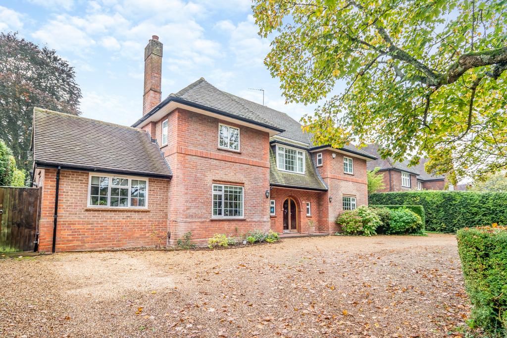 Beechwood Avenue, Little Chalfont 4 bed detached house for sale £