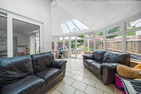 3 bedroom semi-detached house for sale, Farleigh Road, Warlingham CR6