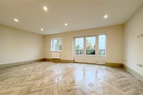 2 bedroom apartment for sale, Bordeaux, Chewton Farm Road, Chewton Estate, Christchurch, BH23
