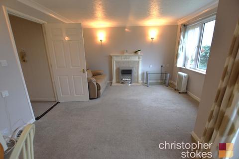 2 bedroom ground floor flat for sale - Edwards Court, Turners Hill, Waltham Cross, Hertfordshire, EN8 8SA