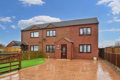 4 bedroom semi-detached house for sale, Church Lane, Croft, PE24
