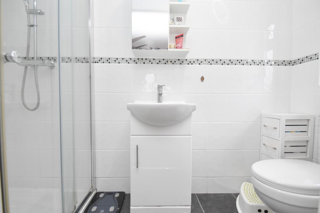 En suite shower room