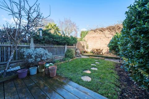 137 Merton Hall Road, London, SW19 3PY