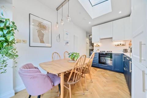 137 Merton Hall Road, London, SW19 3PY