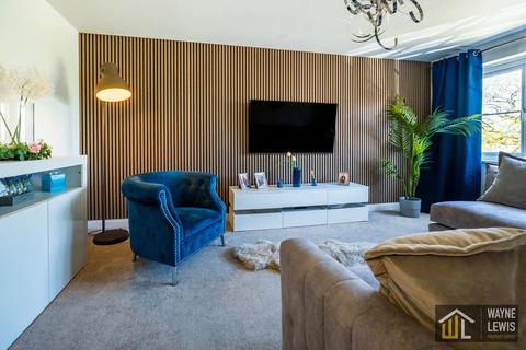 undefined, De Clare Gardens, Caerphilly, Mid Glamorgan, CF83 2WA