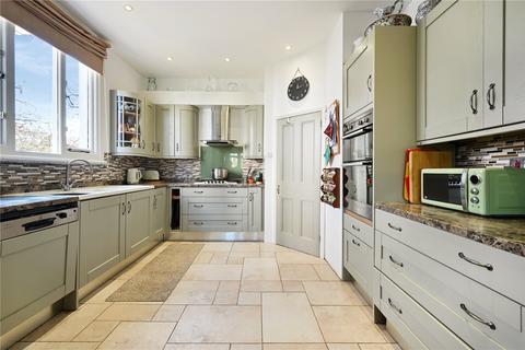 34 Brambledown Road, Wallington, SM6 0TF