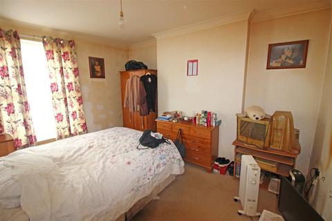 2 bedroom ground floor flat for sale, Babbacombe Road, Torquay TQ1