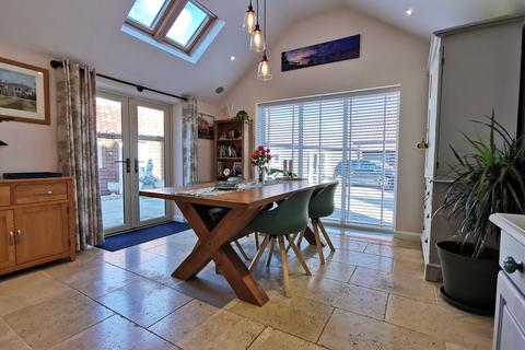 The Forge Low Street, Ilketshall St Margaret, Bungay, NR35 1QZ