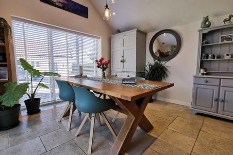 The Forge Low Street, Ilketshall St Margaret, Bungay, NR35 1QZ