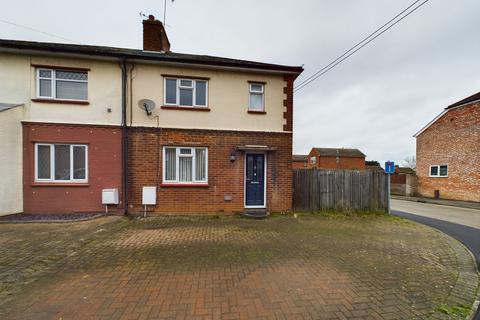 3 bedroom semi-detached house for sale - New Road, Chelmsford, CM3
