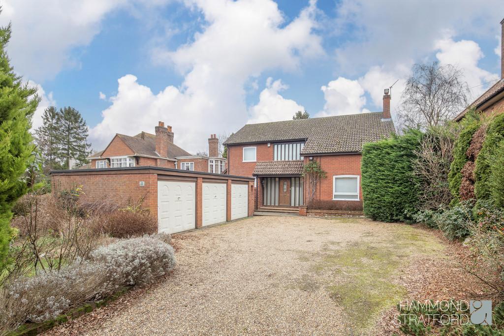 Bluebell Road, Eaton 4 bed detached house for sale £750,000