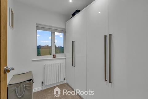 11 Beamshaw, South Kirkby, Pontefract, WF9 3SN