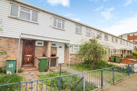 4 bedroom terraced house for sale - Cundy Road, London, E16