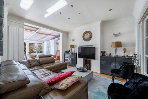 3 bedroom semi-detached house for sale, Syon Park Gardens, Isleworth