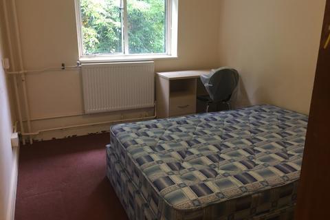 1 bedroom in a house share for sale - Montgomery House, Demesne Rd, Manchester. M16 8PH