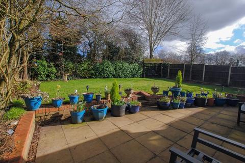 21 Eltham Drive, Priorslee, Telford, TF2 9NQ