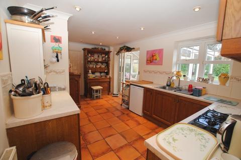 21 Eltham Drive, Priorslee, Telford, TF2 9NQ