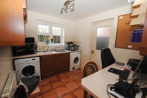 21 Eltham Drive, Priorslee, Telford, TF2 9NQ