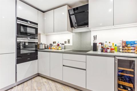 2 bedroom flat for sale, Wiverton Tower, 4 New Drum Street, London