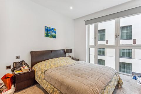 2 bedroom flat for sale, Wiverton Tower, 4 New Drum Street, London