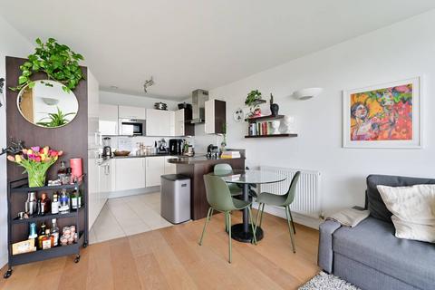 2 bedroom flat for sale, Mapleton Road, Wandsworth, London, SW18