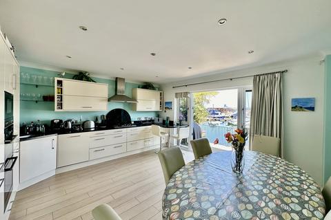 undefined, White Heather Court, Hythe