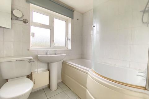 38 Sambourne Road, Warminster, BA12 8LG