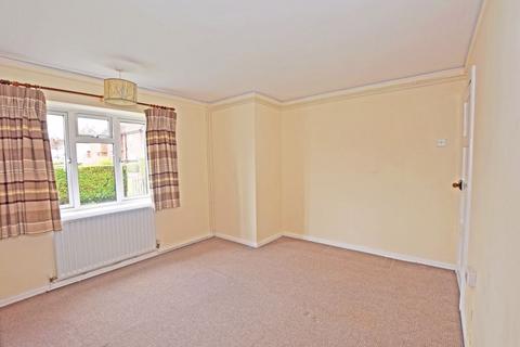 2 bedroom ground floor maisonette for sale, Whitedown, Alton