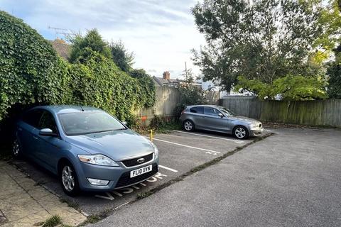 Parking to rent, Gordon Road, Canterbury