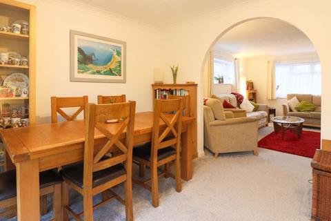 3 Byron Close, Canterbury, CT1 1XN