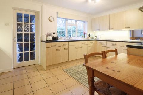 3 Byron Close, Canterbury, CT1 1XN