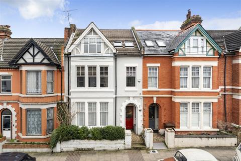 17 Balmoral Road, Gillingham, ME7 4PY