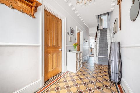 17 Balmoral Road, Gillingham, ME7 4PY