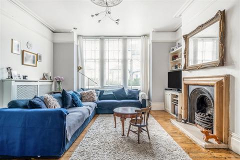 17 Balmoral Road, Gillingham, ME7 4PY