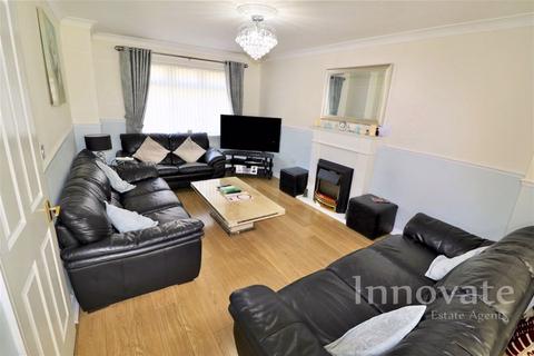 4 bedroom semi-detached house for sale, Doulton Drive, Smethwick B66