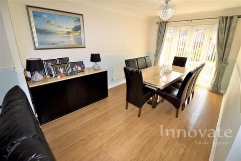 4 bedroom semi-detached house for sale, Doulton Drive, Smethwick B66