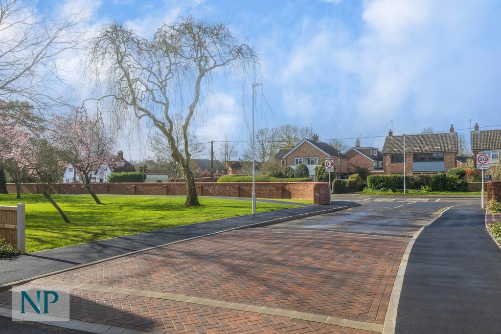 Coulson Gardens Street Scene