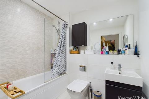 undefined, Castle House - 1 Bedroom Luxury Apartment