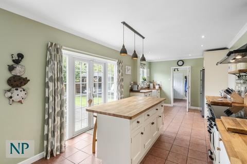 8 Broad Oaks, Leavenheath, Colchester, CO6 4UJ