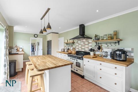 8 Broad Oaks, Leavenheath, Colchester, CO6 4UJ
