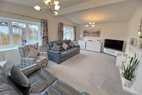 2 bedroom park home for sale, Bridgnorth WV15