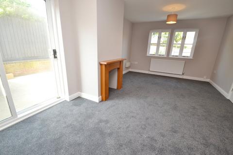 3 bedroom end of terrace house to rent - Ivy Close Niton