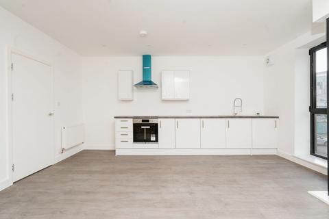 2 bedroom terraced house to rent - Trulock Road, Northumberland Park, Tottenham, London, N17