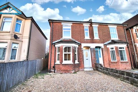 3 bedroom semi-detached house for sale, Chafen Road, Southampton SO18