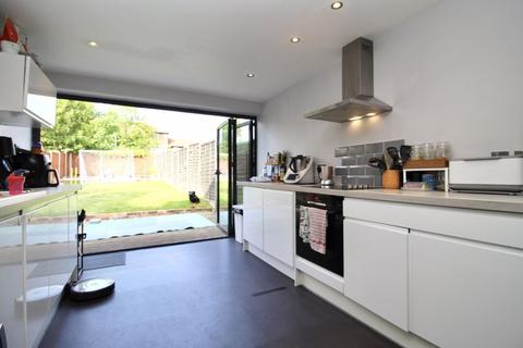 21 Chafen Road, Southampton, SO18 1BD