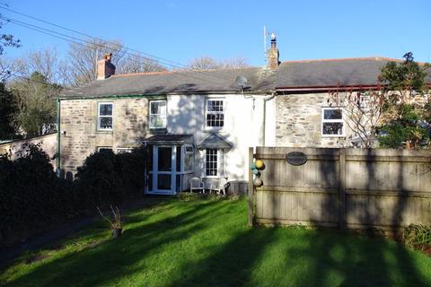 2 bedroom cottage for sale, Roscroggan, Camborne - Ideal first home