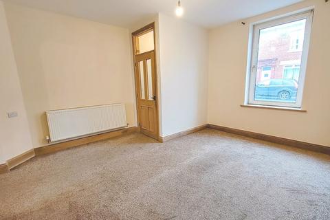 3 bedroom terraced house for sale, Greystone Road, Carlisle